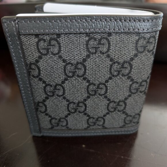 Gucci wallet - Picture 2 of 3
